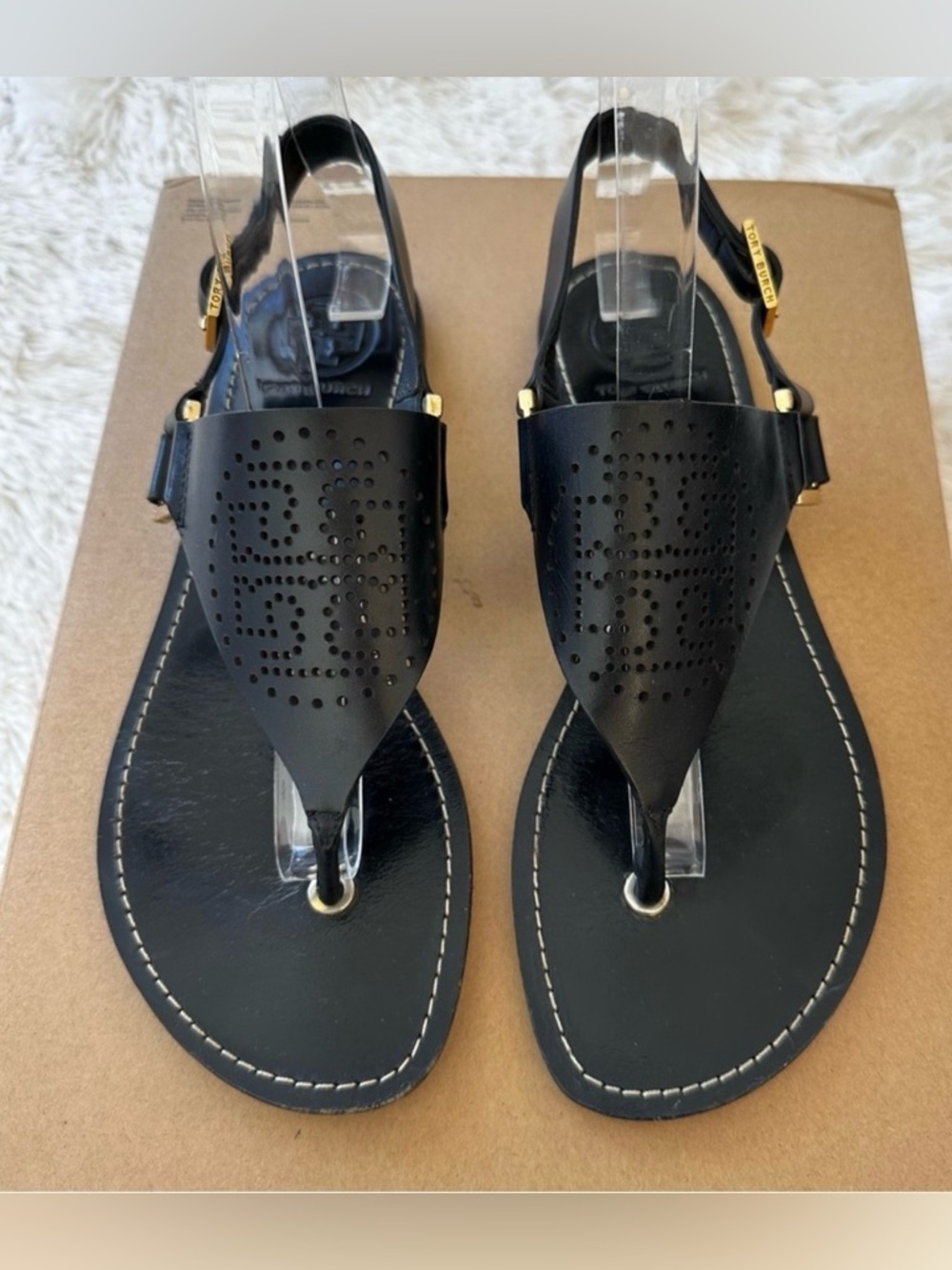 Tory Burch Daniela Black Leather Thong Sandals Logo Buckle Women’s Size 7.5